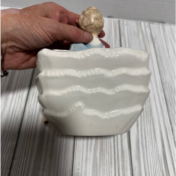 Inarco Japan E-436 ceramic girl with basket planter Cleveland Ohio - Picture 2 of 9